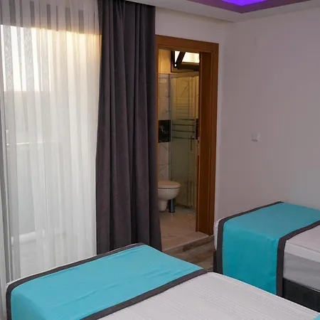 Yelken Szálloda 3*